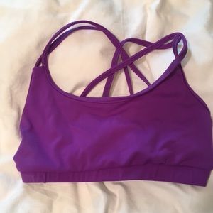 sports bra